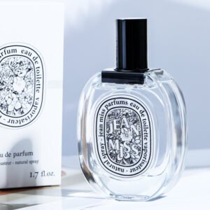 Nước hoa Cổ Điển phương Đông - Hương Gỗ huyền bí, ấm áp, hấp dẫn